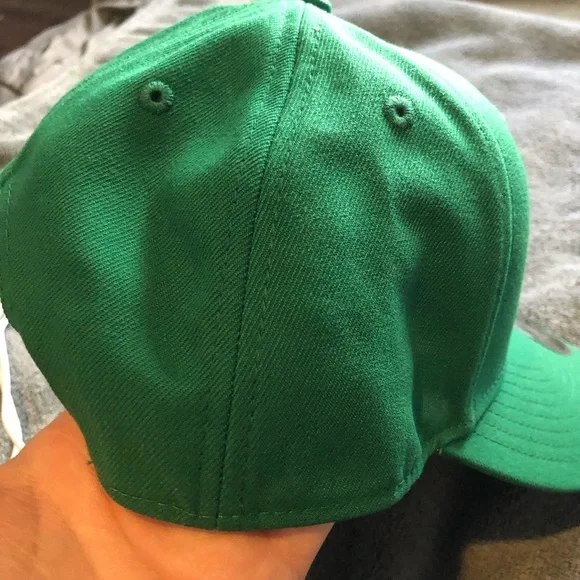 Notre Dame Fighting Irish Green New Era Baseball Cap One Size Fits Most NWD - Picture 7 of 11